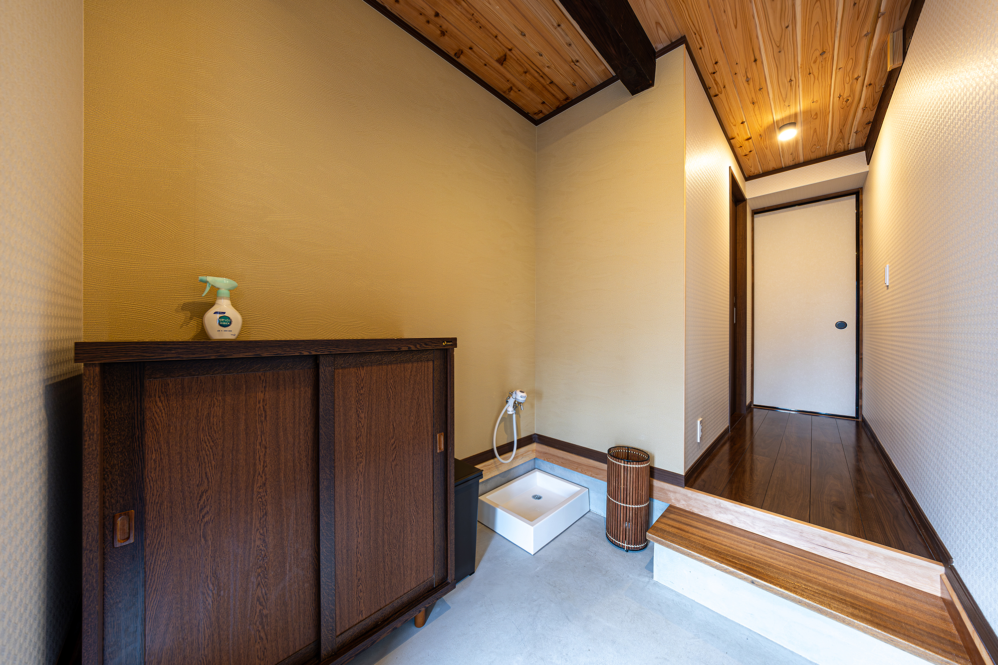 玄関　はな【新館】