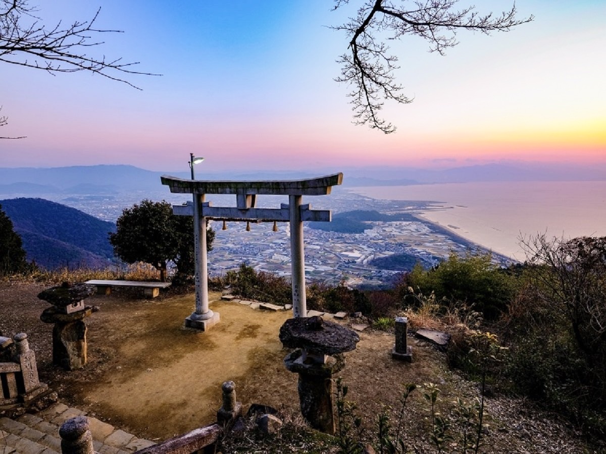 「高屋神社」