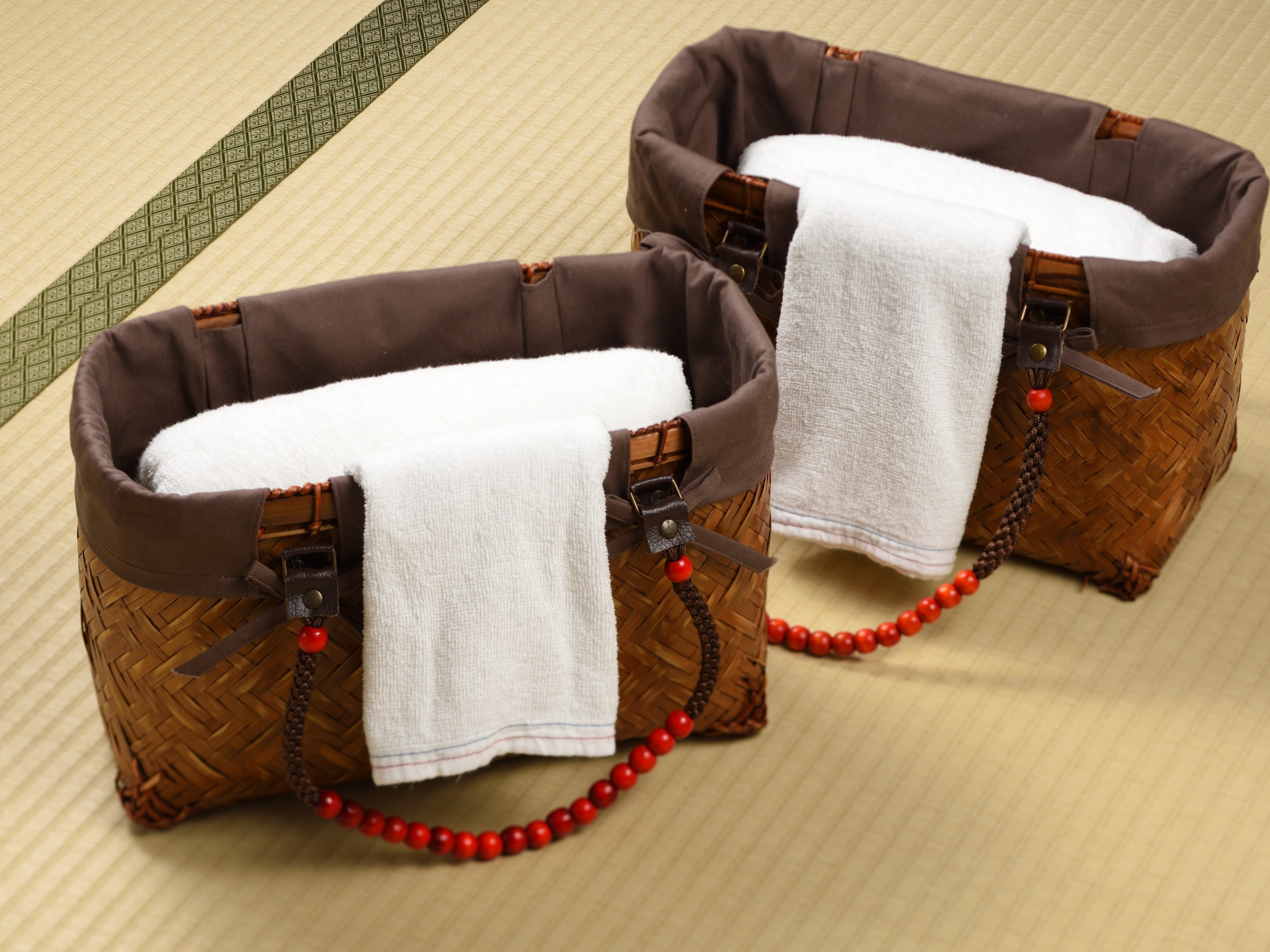 【客室：備品】「湯かご」で湯めぐり。お部屋にご準備しております。ご利用下さい。