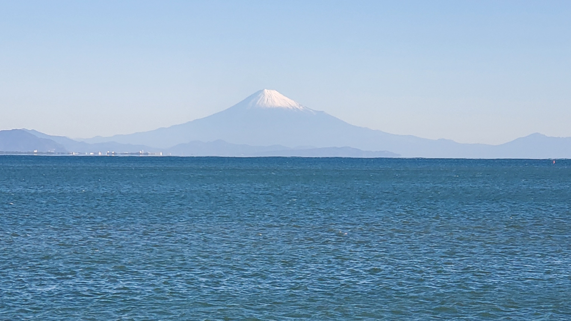 【御前崎】当館目の前の景色・晴れた日には富士山が姿を現すことも。