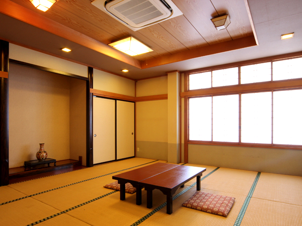 【お食事会場】個室でのご案内となります※年末年始は異なります