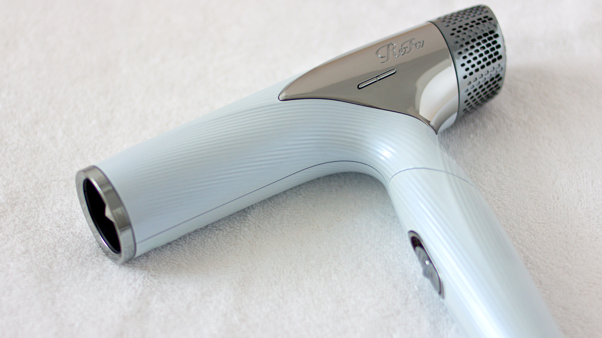  ◇全室「ReFa」ヘアドライヤーを完備