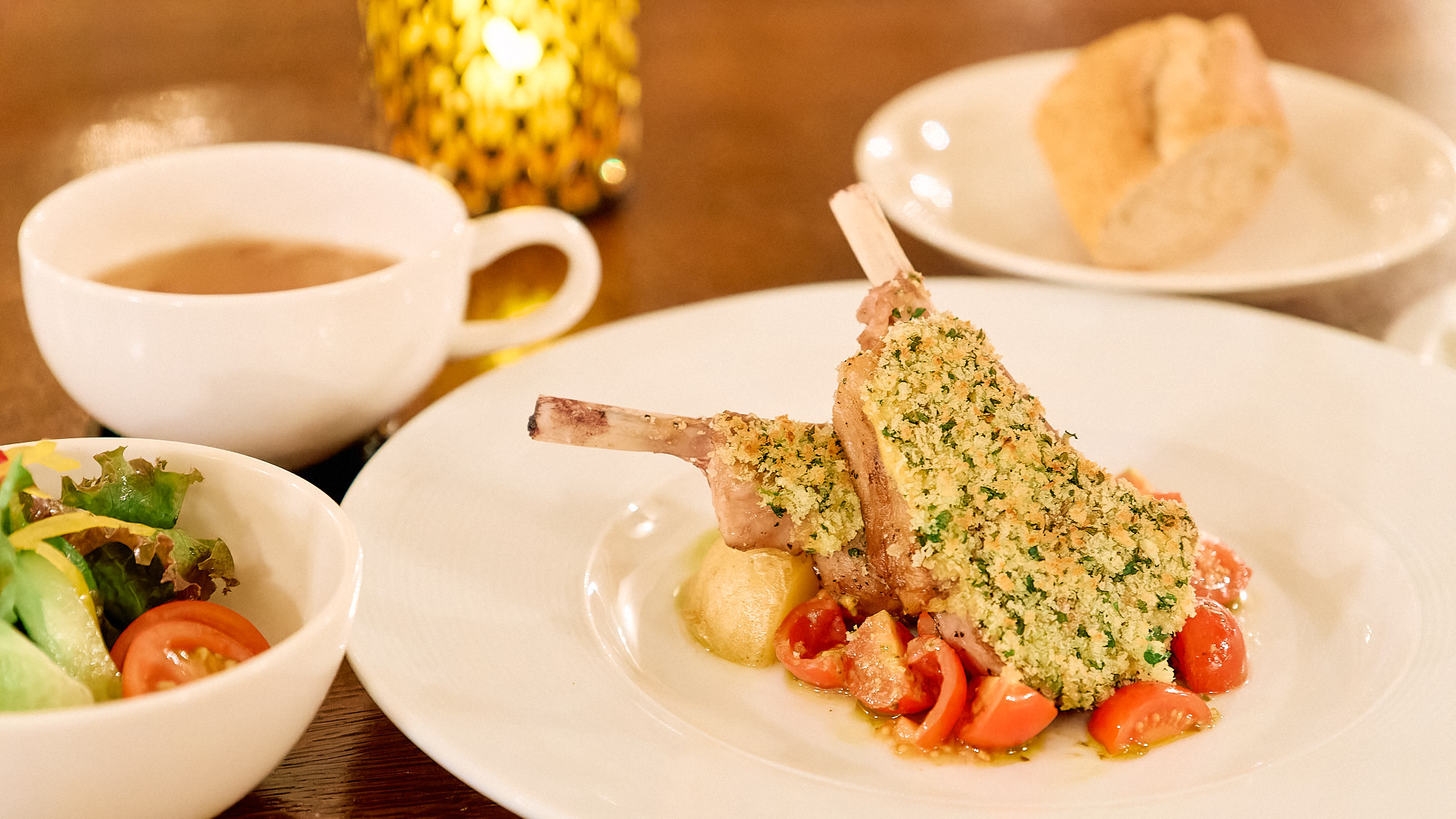 【2食＆1ドリンク付】夕食は骨付き仔羊の香草パン粉焼きケッカソース＋1ドリンク＆デザート＆コーヒー付