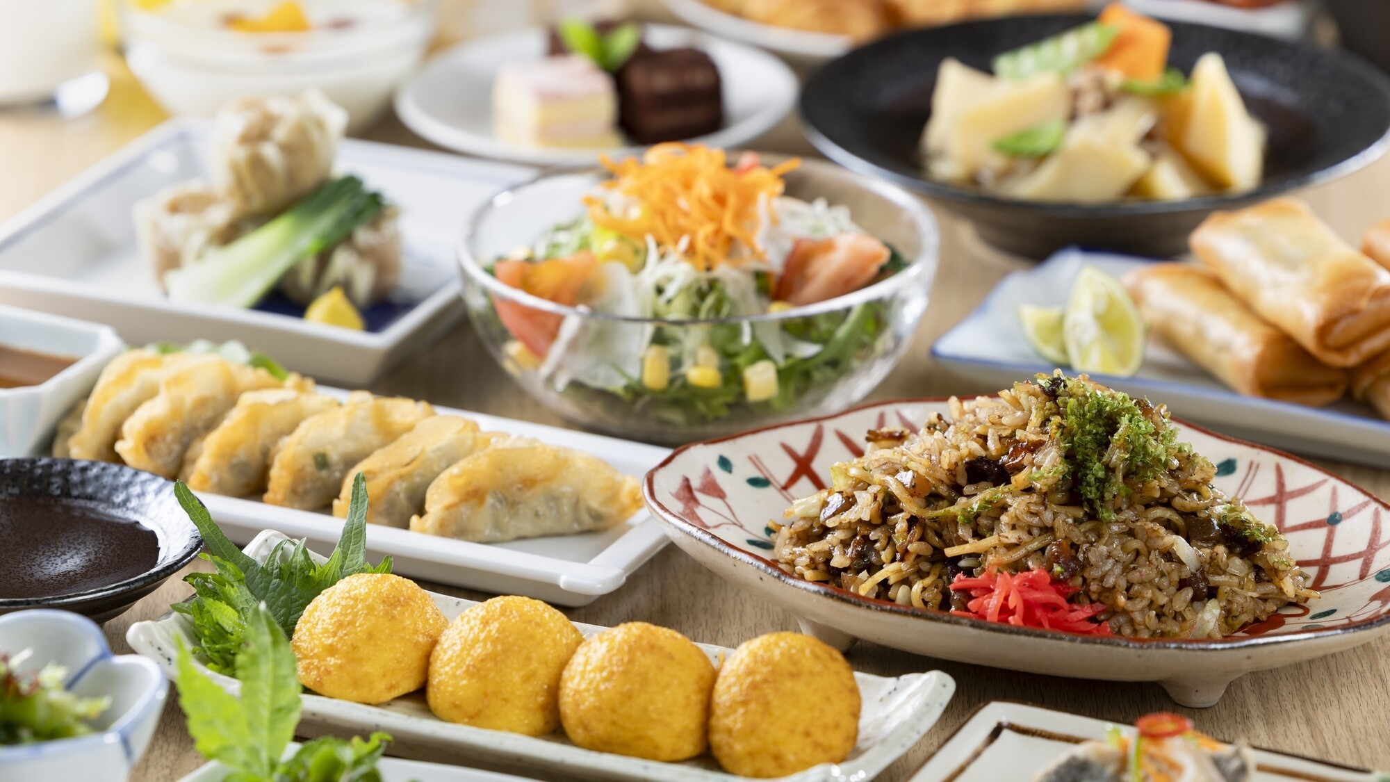〈朝食付〉2連泊プラン！2泊以上でお得に利用