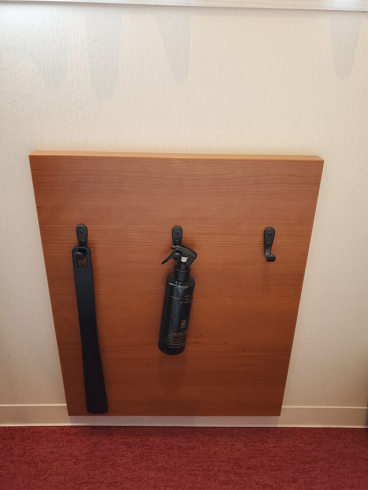 消臭スプレー・靴ベラ