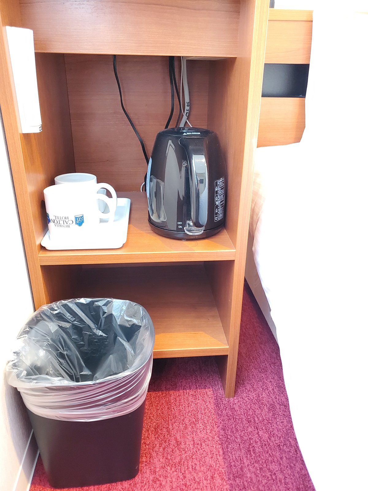 ケトル・マグカップ・ゴミ箱