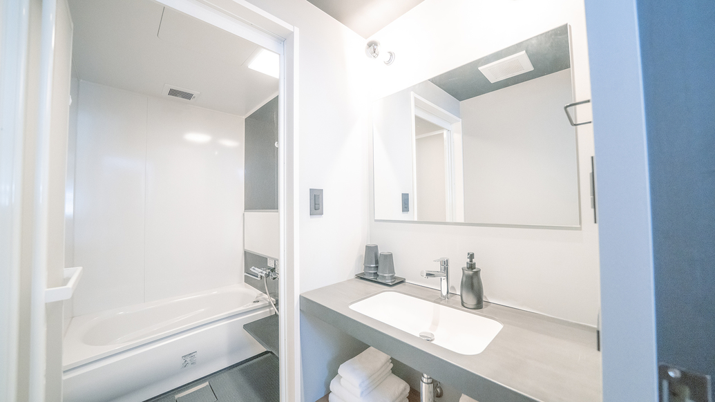 【デラックス】独立バスルーム