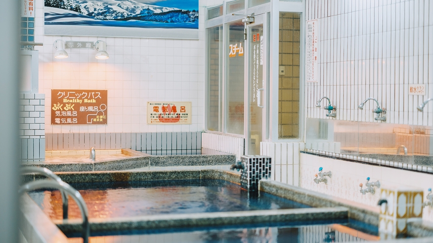 【2食付＋銭湯】常連さんで賑わうお店で過ごす「おいしい時間」＜海鮮居酒屋or多国籍鉄板焼き＞