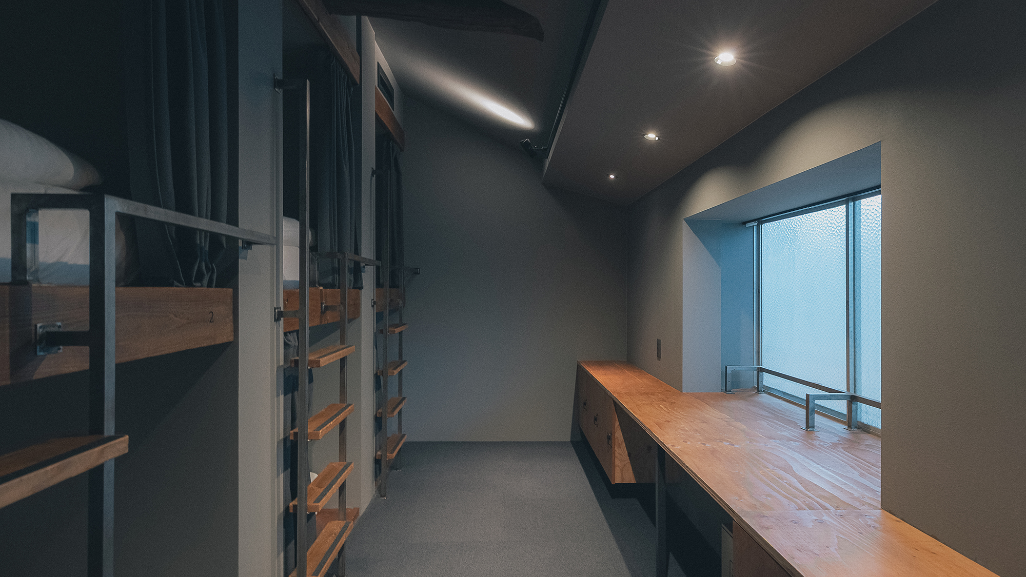 【ドミトリー】旅の交流も楽しめる空間