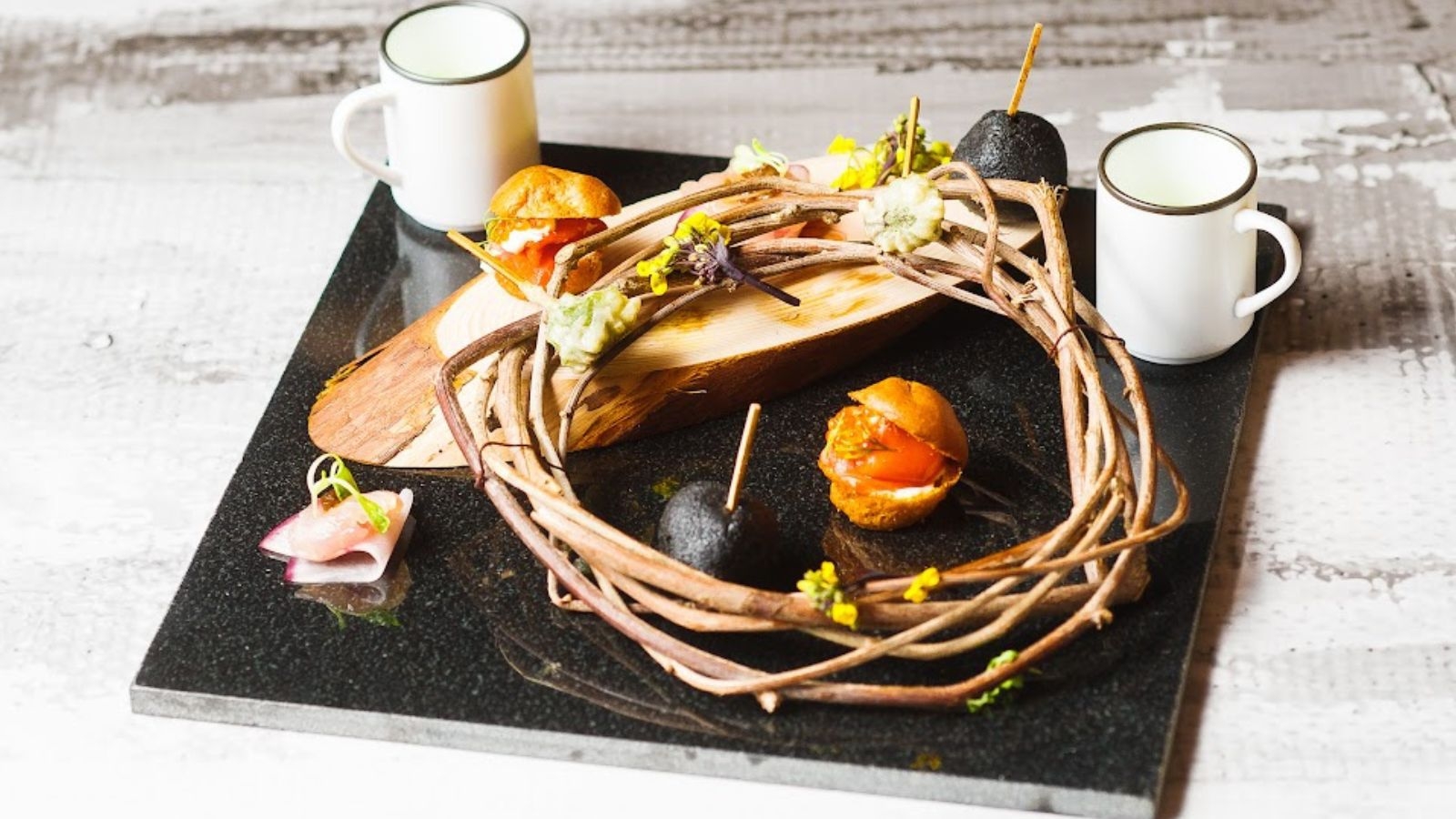 【楽天月末セール】元酒蔵の「SAKE HOTEL」で創作フレンチを＜2食付＞