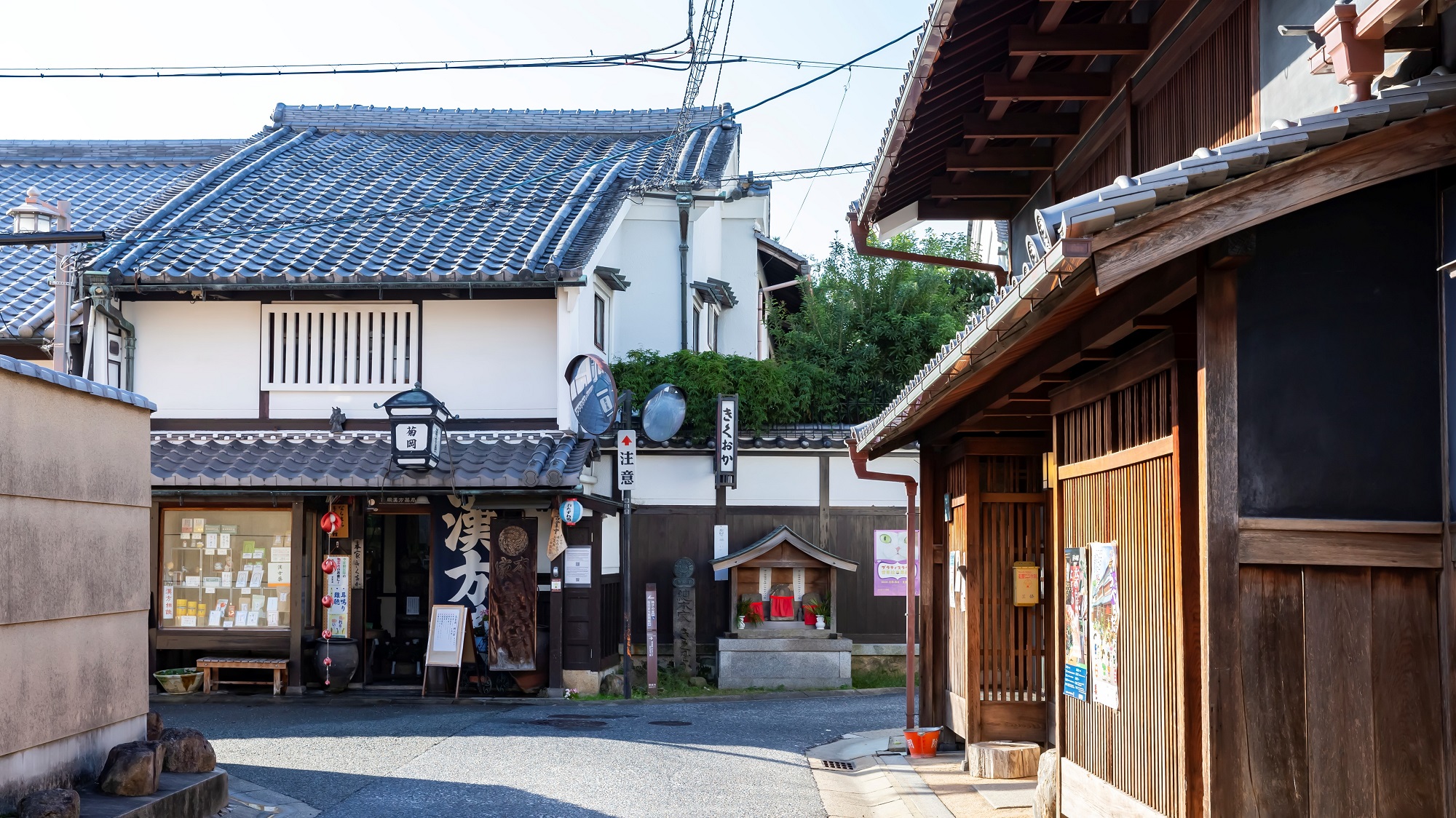 古都・奈良の旧市街で、昔ながらのまち並みを残す、 奈良観光の人気エリア・ならまち。