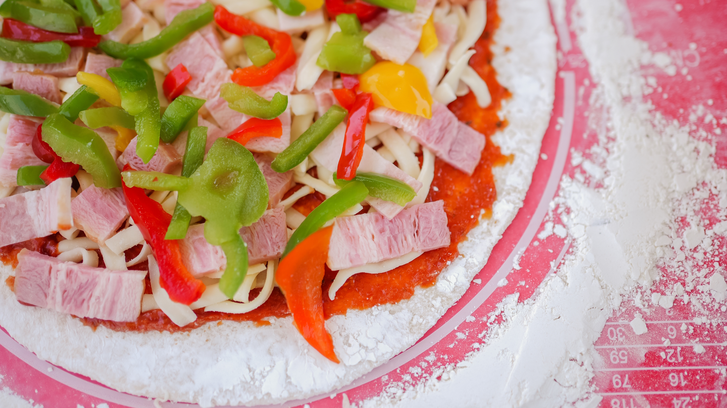 手作りピザ体験　※事前予約制