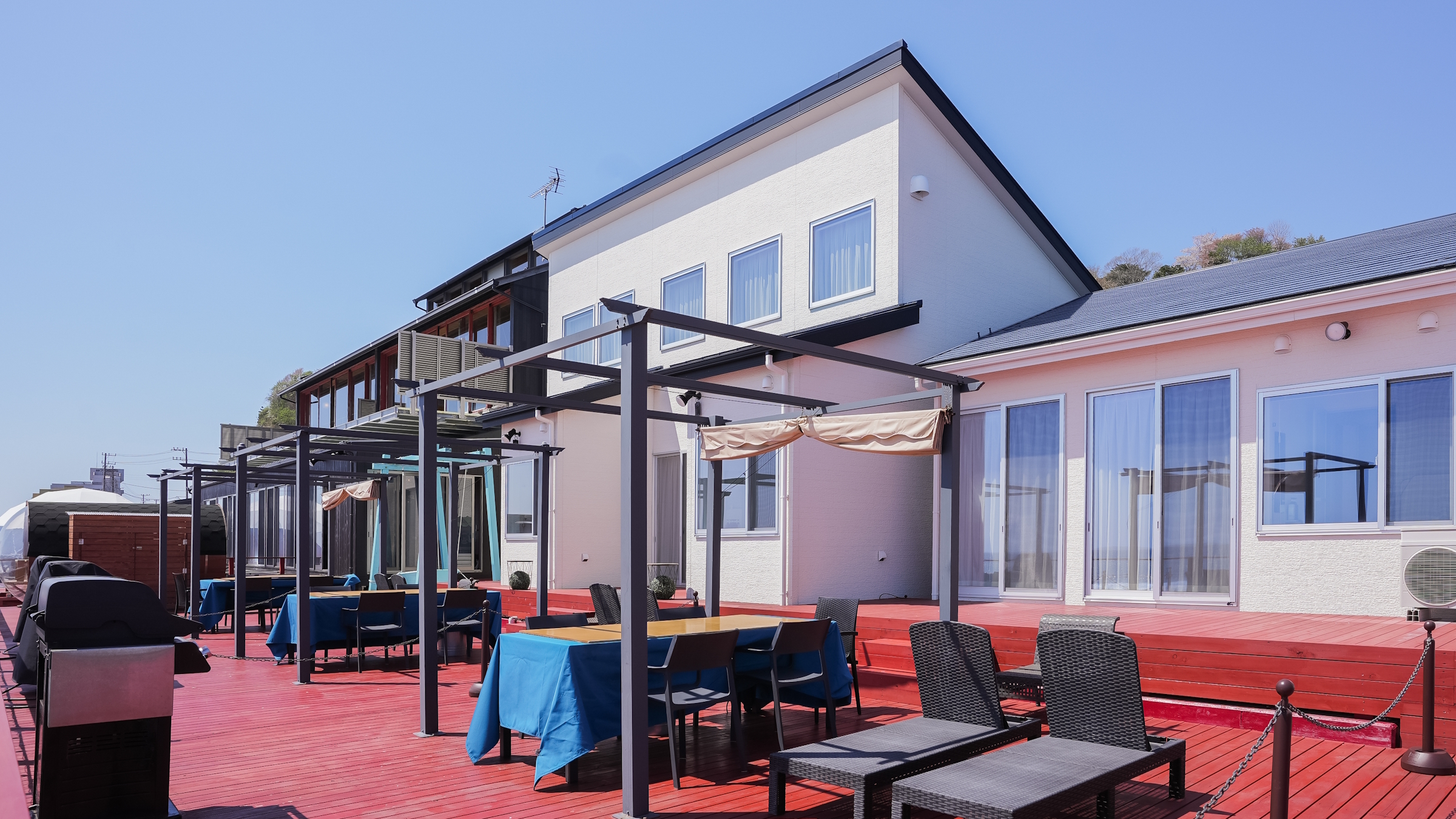 オーシャンベース　外観