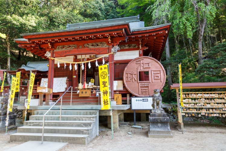 関東１の金運スポット『聖神社』