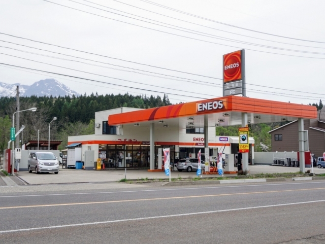 【夏も秋も車とバイクが快適・1人につきガソリン5L 付き（最大20リットル）】＜夕朝食付＞