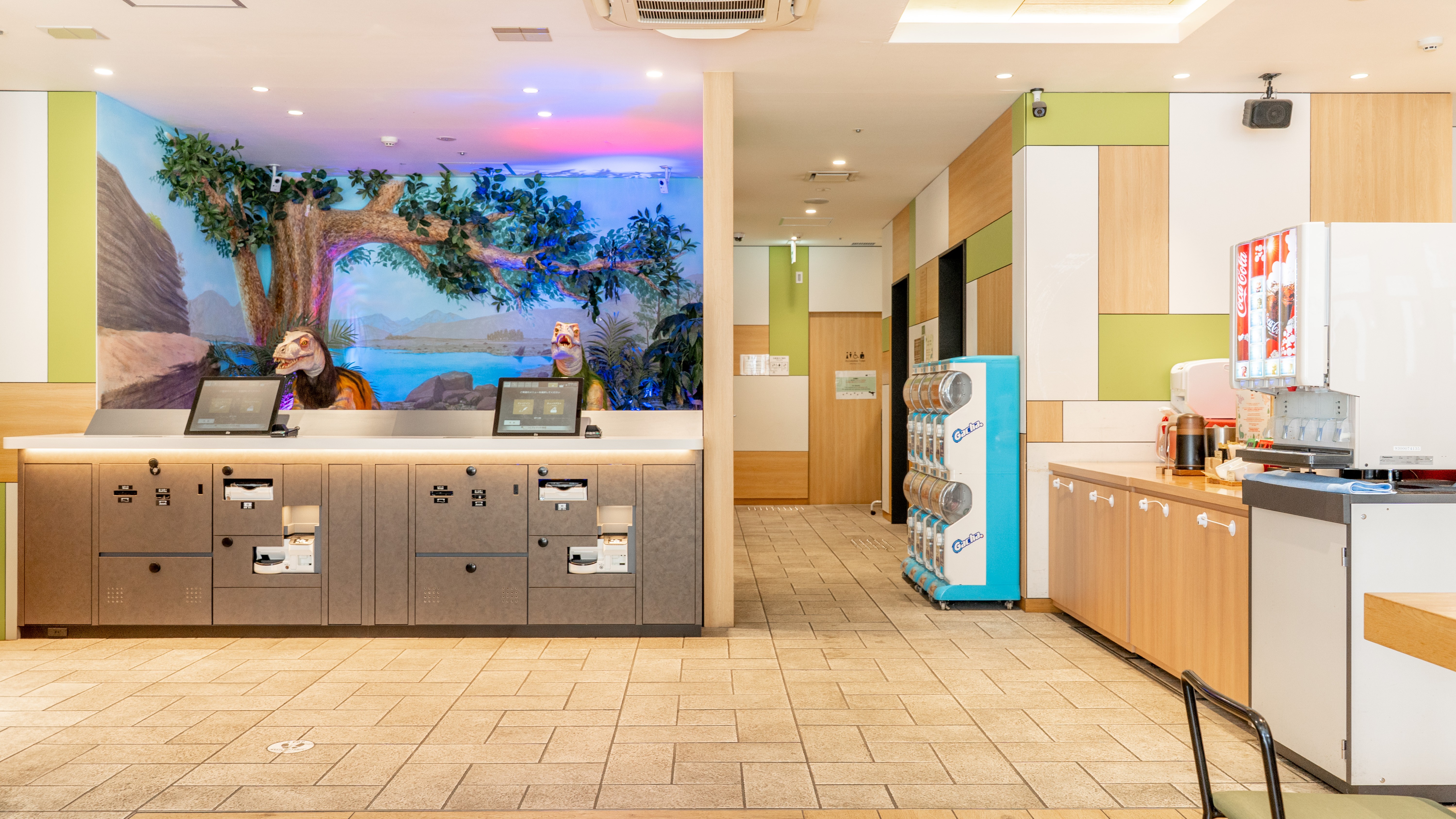 チェックインカウンター