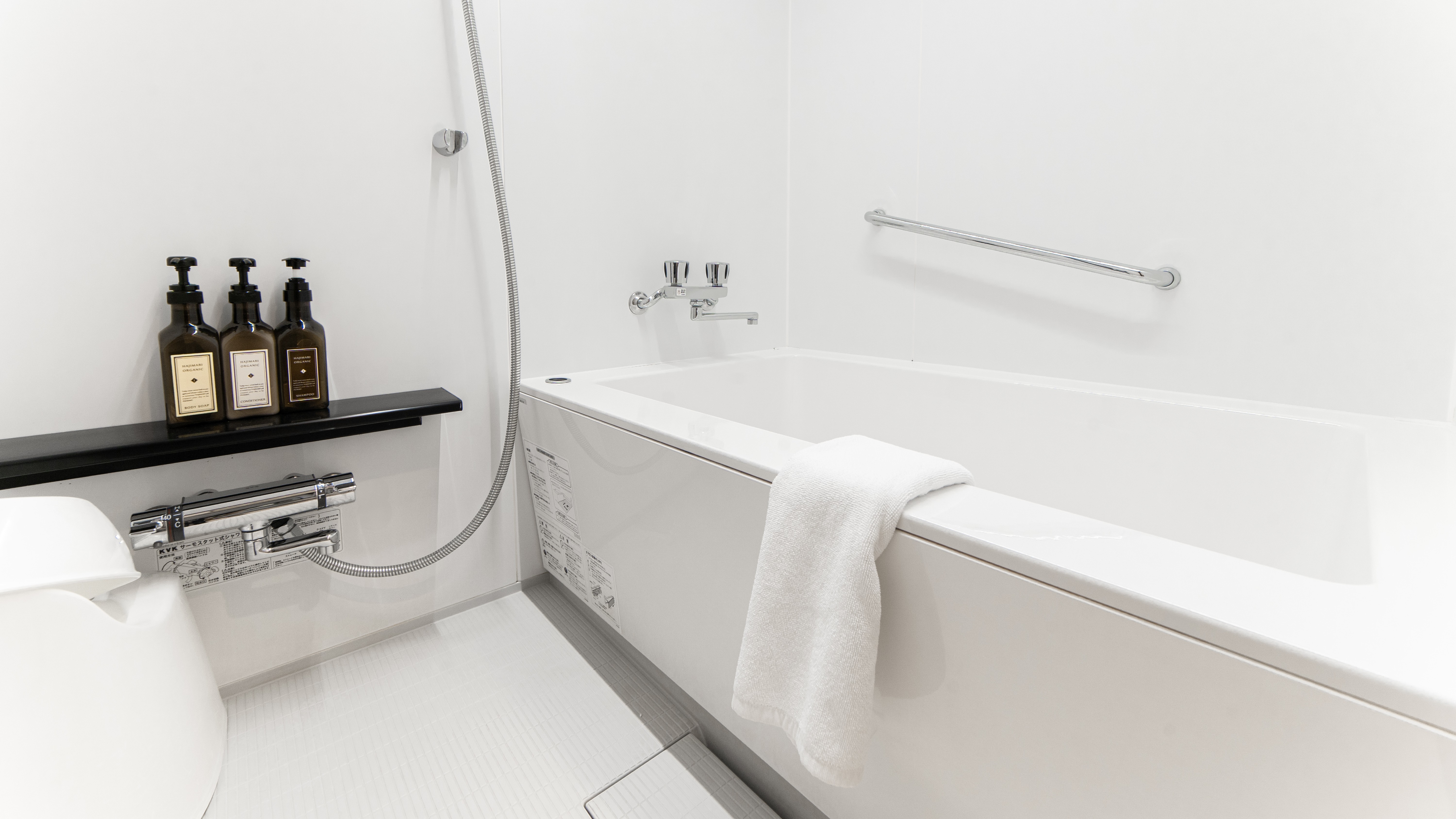 全室バス・トイレ別のセパレートタイプです。