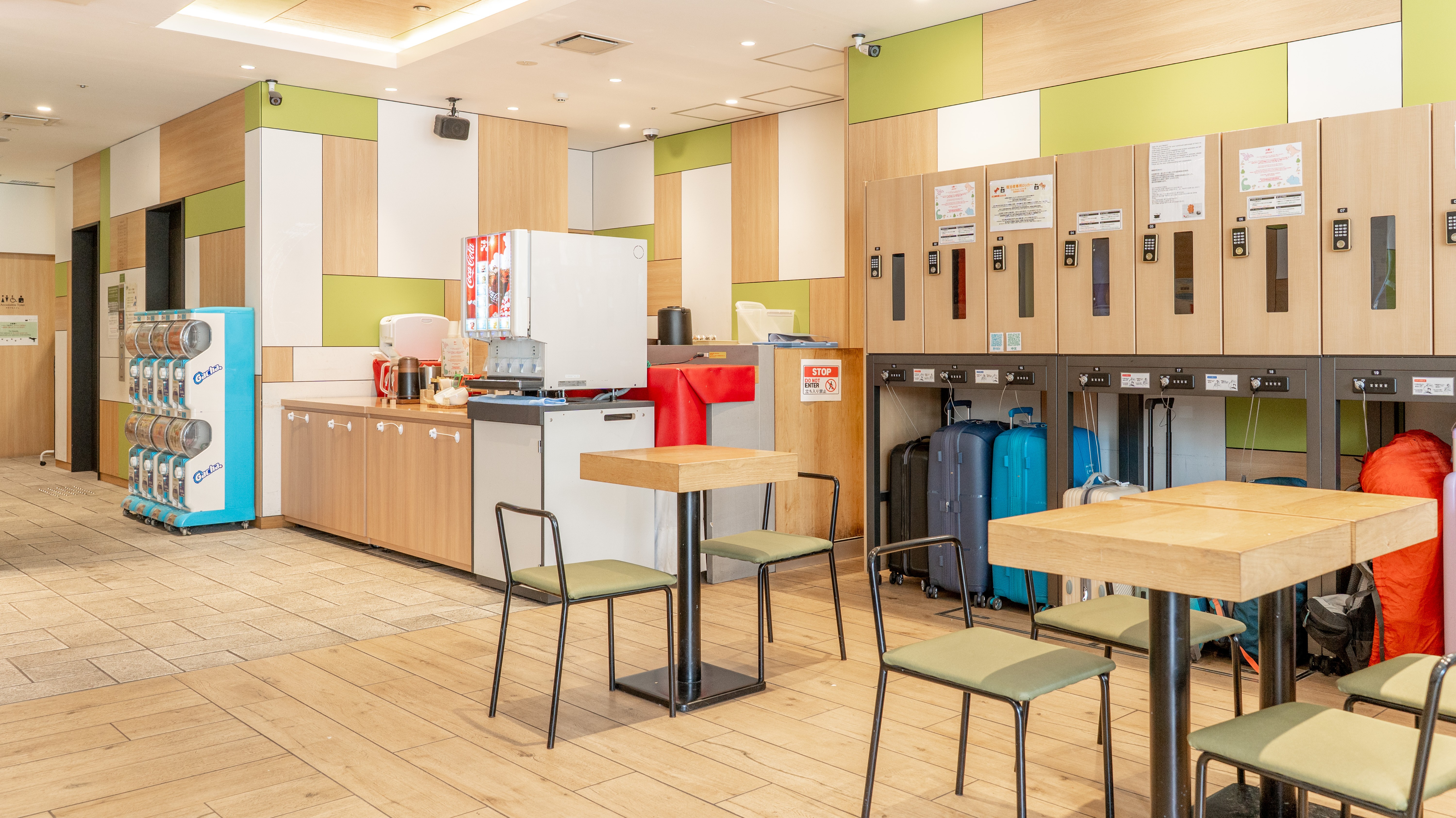 ロビーラウンジ