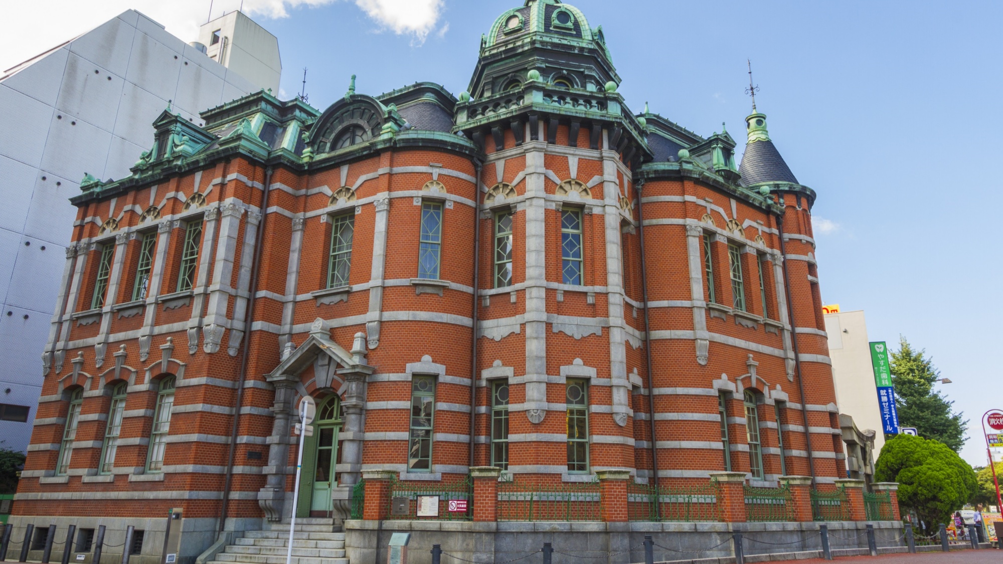 周辺観光/【福岡市赤煉瓦文化館】100年前のレトロモダンな洋館は国指定重要文化財