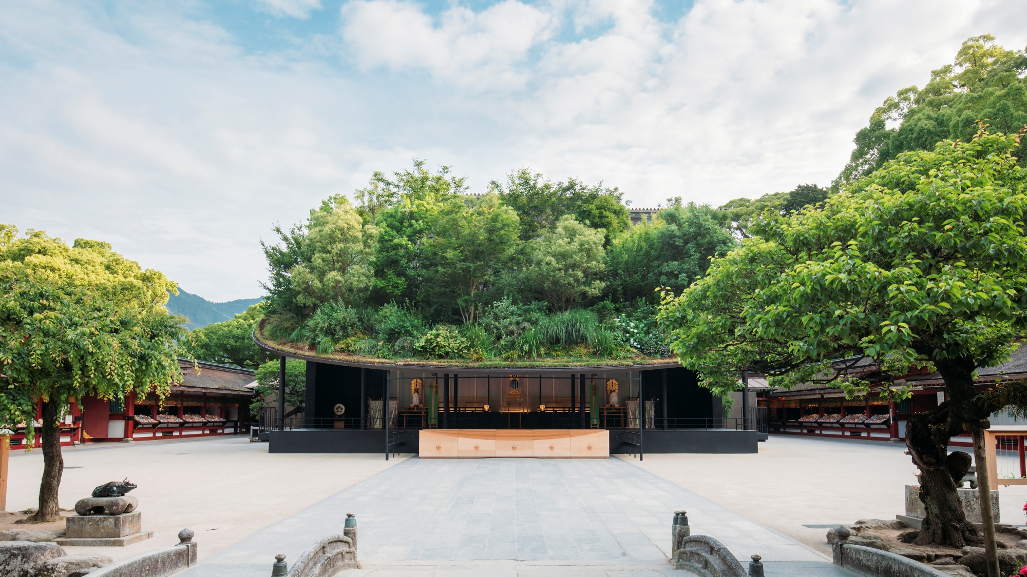 周辺観光/【太宰府天満宮】歴史ある神社で、梅の名所としても知られる四季折々の美しい境内