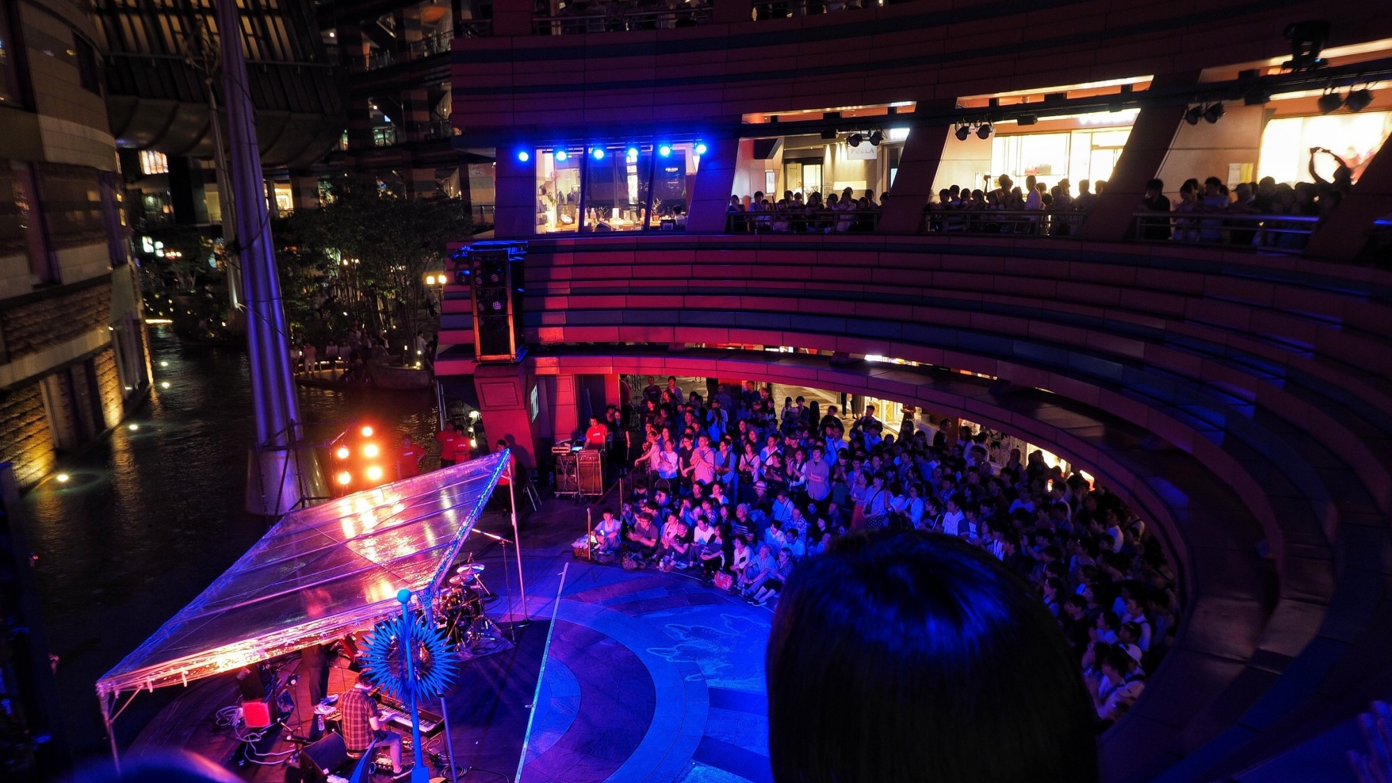 周辺観光/【キャナルシティ博多】エンターテインメントも楽しめるショッピングモール