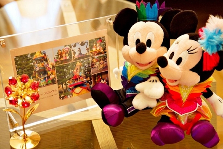 Welcome Space -Mickey & Minnie-