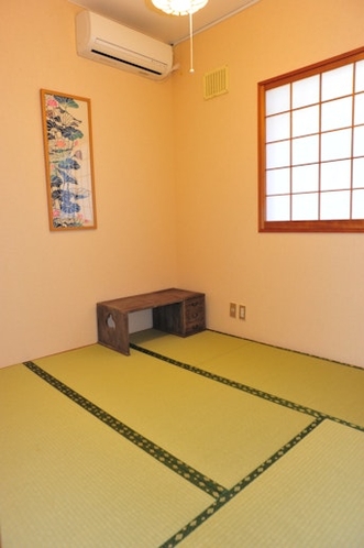 Small tatami room of the first floor.