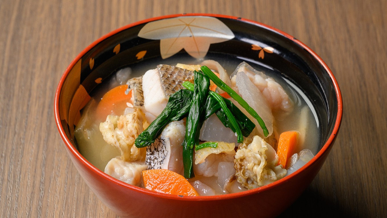 【新朝食】具沢山潮汁　北海道産味噌仕立て