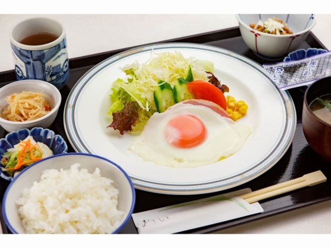 ご朝食（新潟県産コシヒカリ！和食セット）