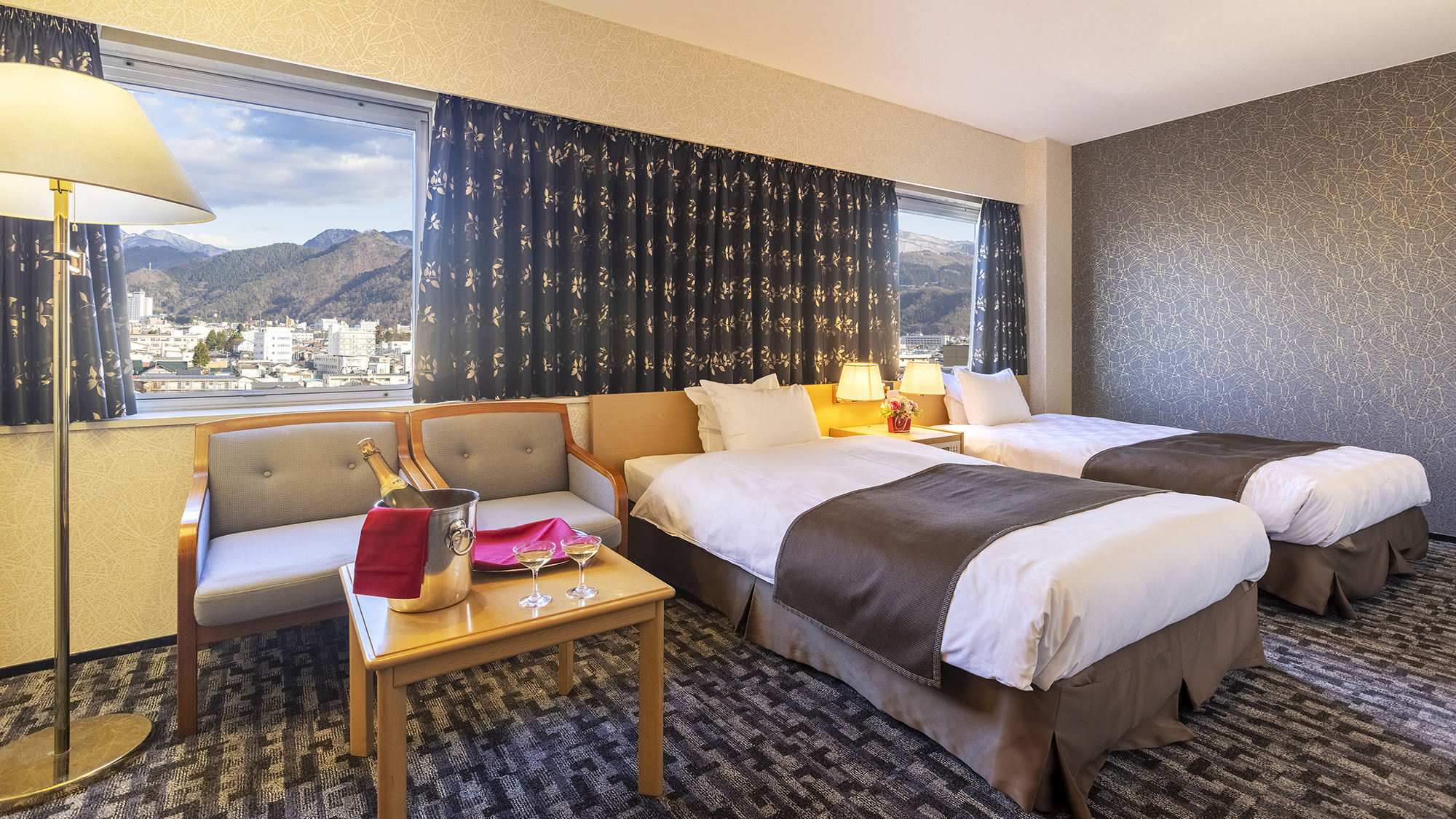 【スーペリアツイン：25平米～】くつろぎと快適さを追求した上品で心地よい空間