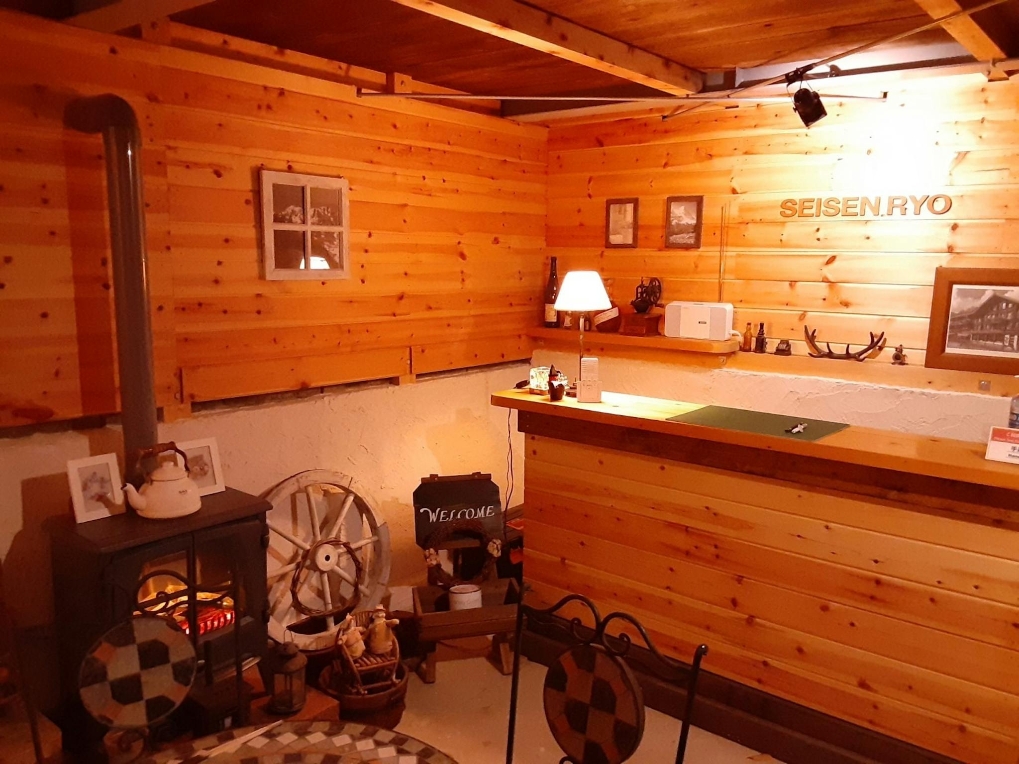 フロント（管理棟の建物内）