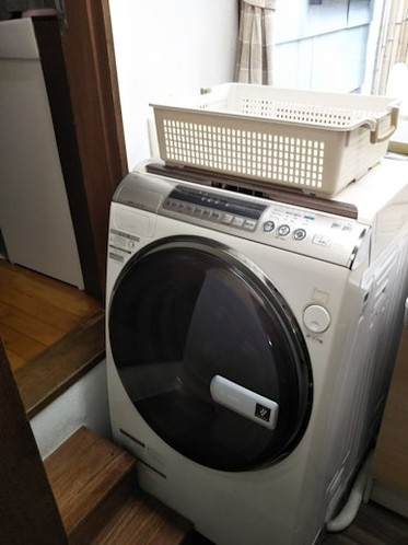 乾燥洗濯機フリー