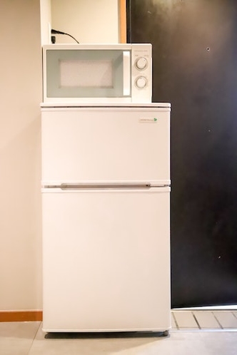 Refrigerator and Microwave