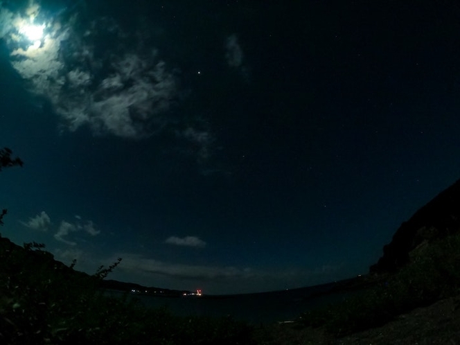 夜は星月！天体観測に最適
