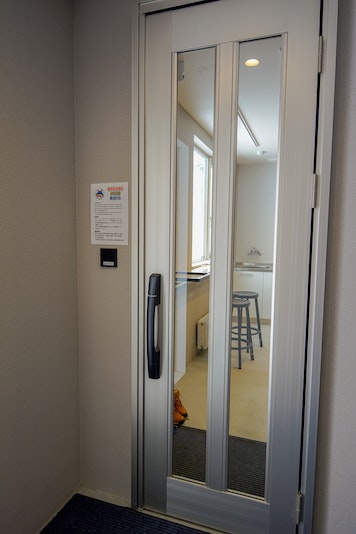 玄関電気ドアー ENTRANCE LOCK