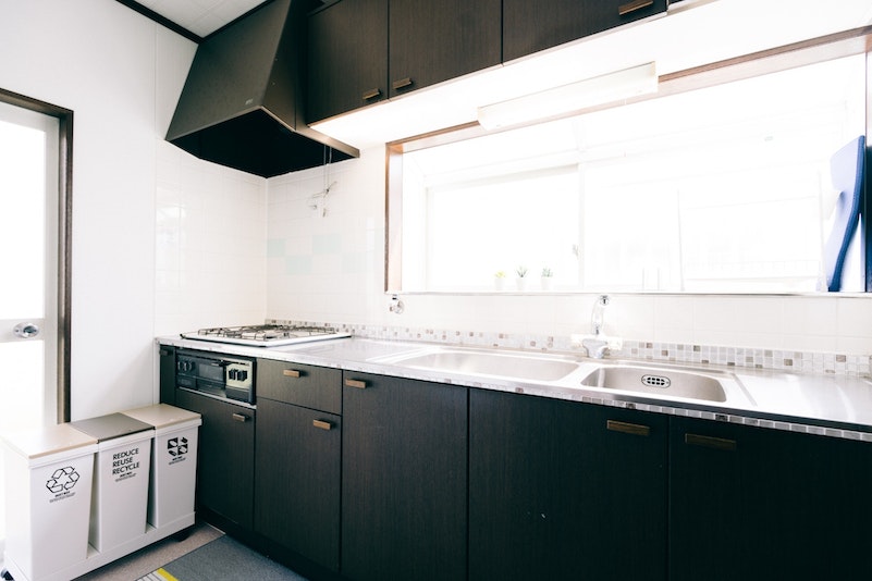 キッチンも明るいです