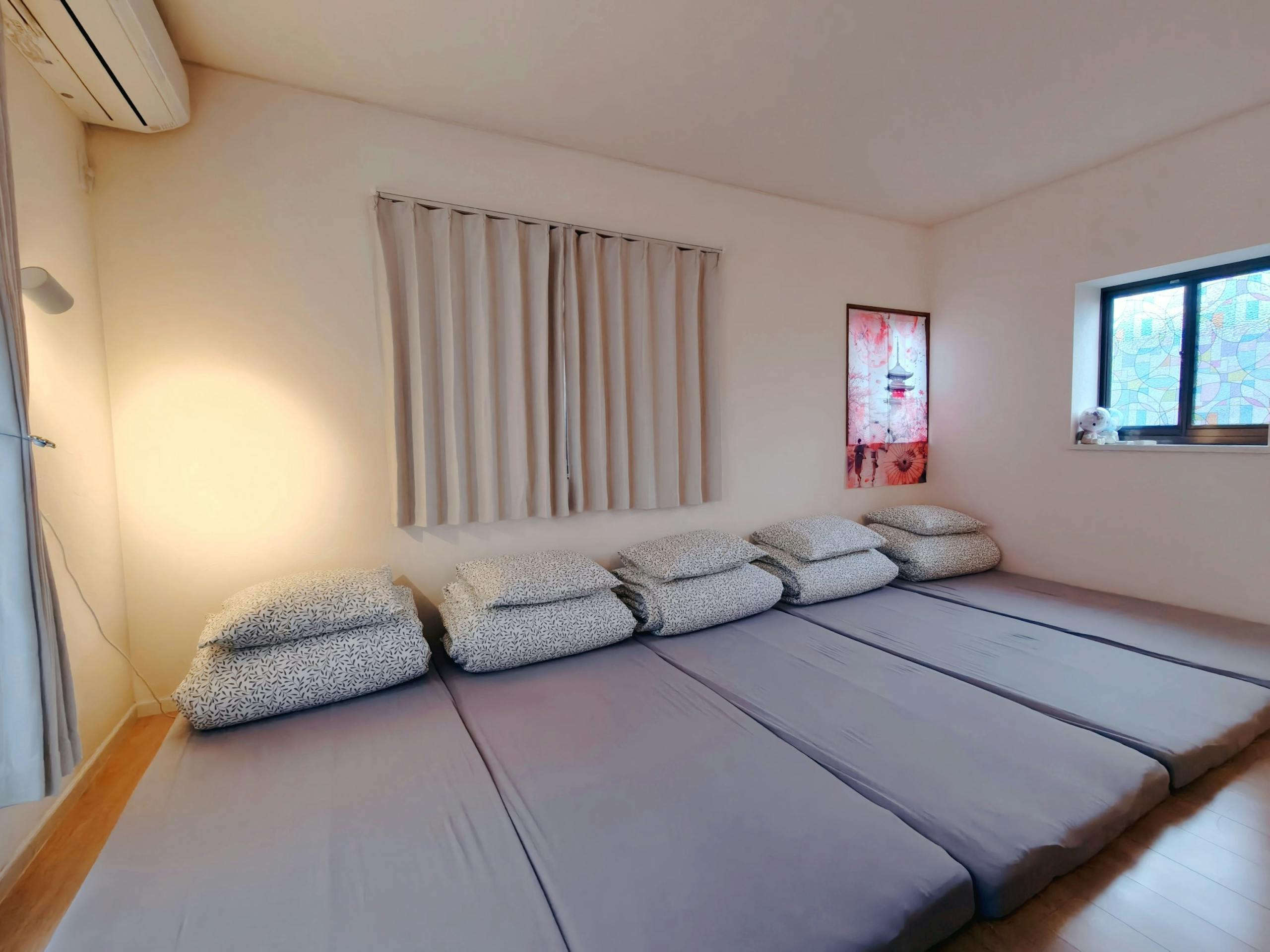 寝室④ご予約人数分により寝具のご用意