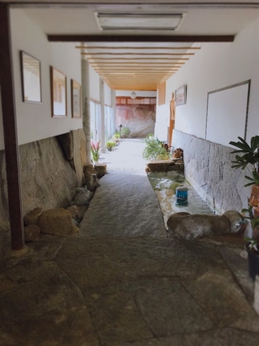 大島石の廊下