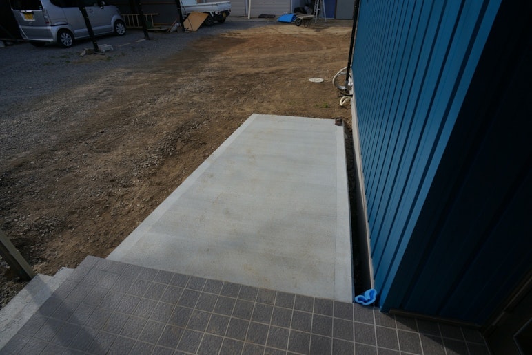 エントランススロープ