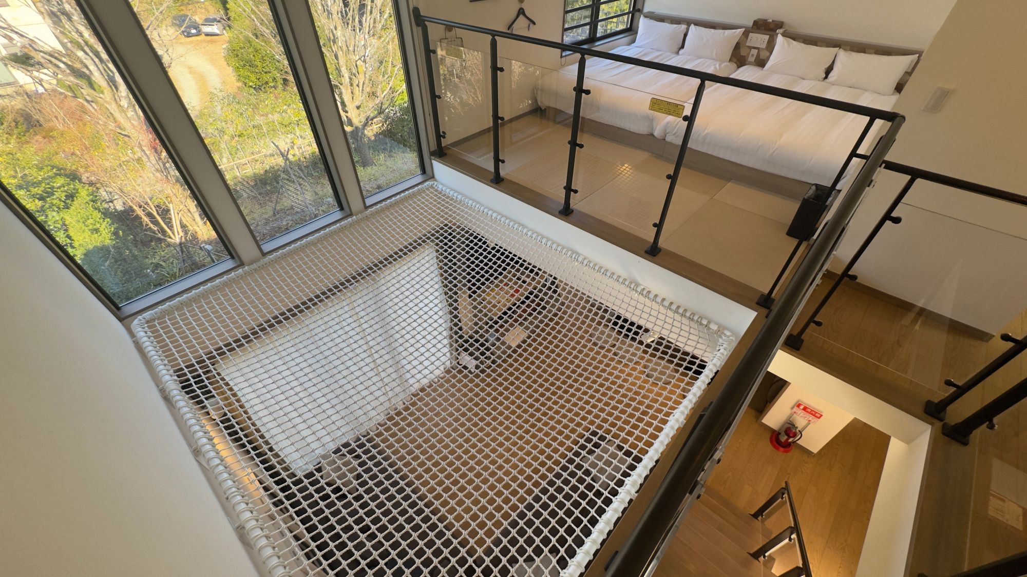 【南館】102/103限定の空中ネット。子供から大人まで楽しめる新感覚体験をお楽しみください。