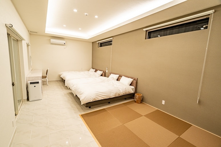 ■ベッド:シングル4台(一階寝室)、布団2組(畳スペース)、ダブルベッド1台(2階ロフト)