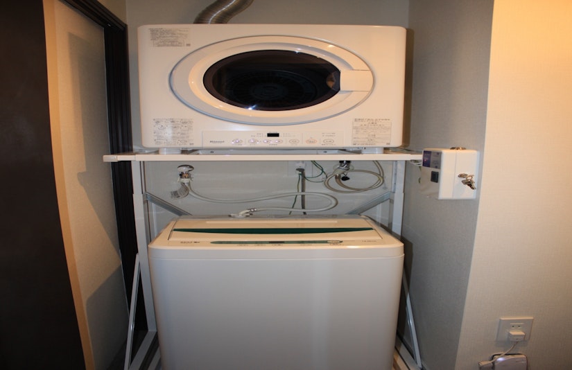 コイン式乾燥機、洗濯機