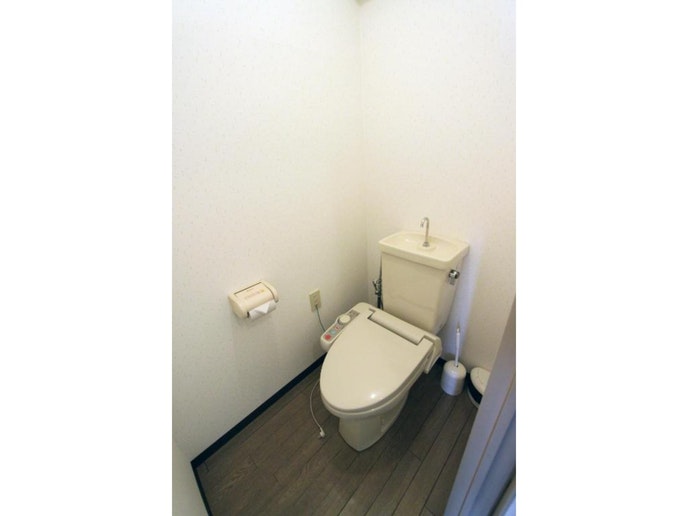 ウォシュレット付きトイレ