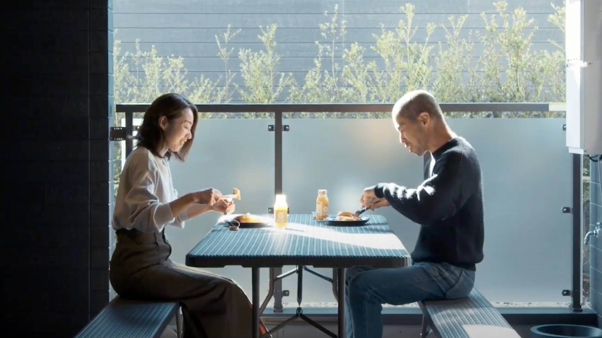 晴れた日にはテラスでのひとときもおすすめ