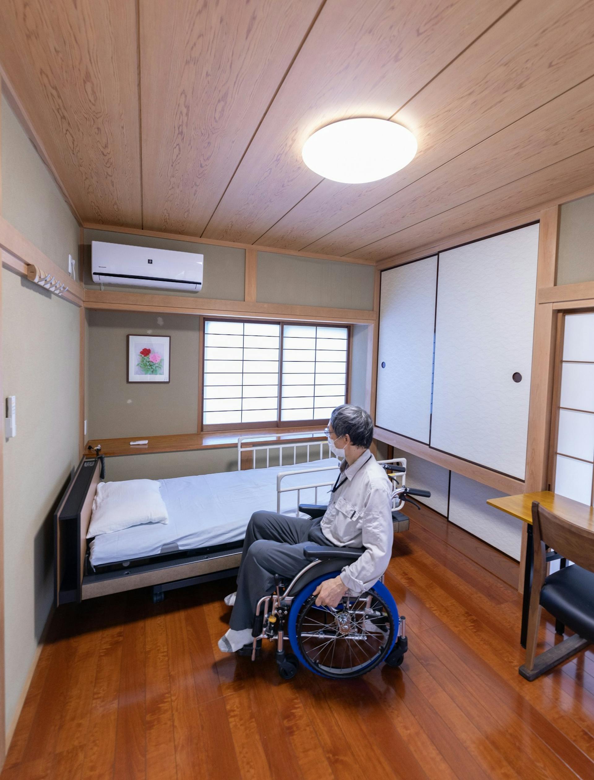 バリアフリー 介護ベッド付6畳洋室