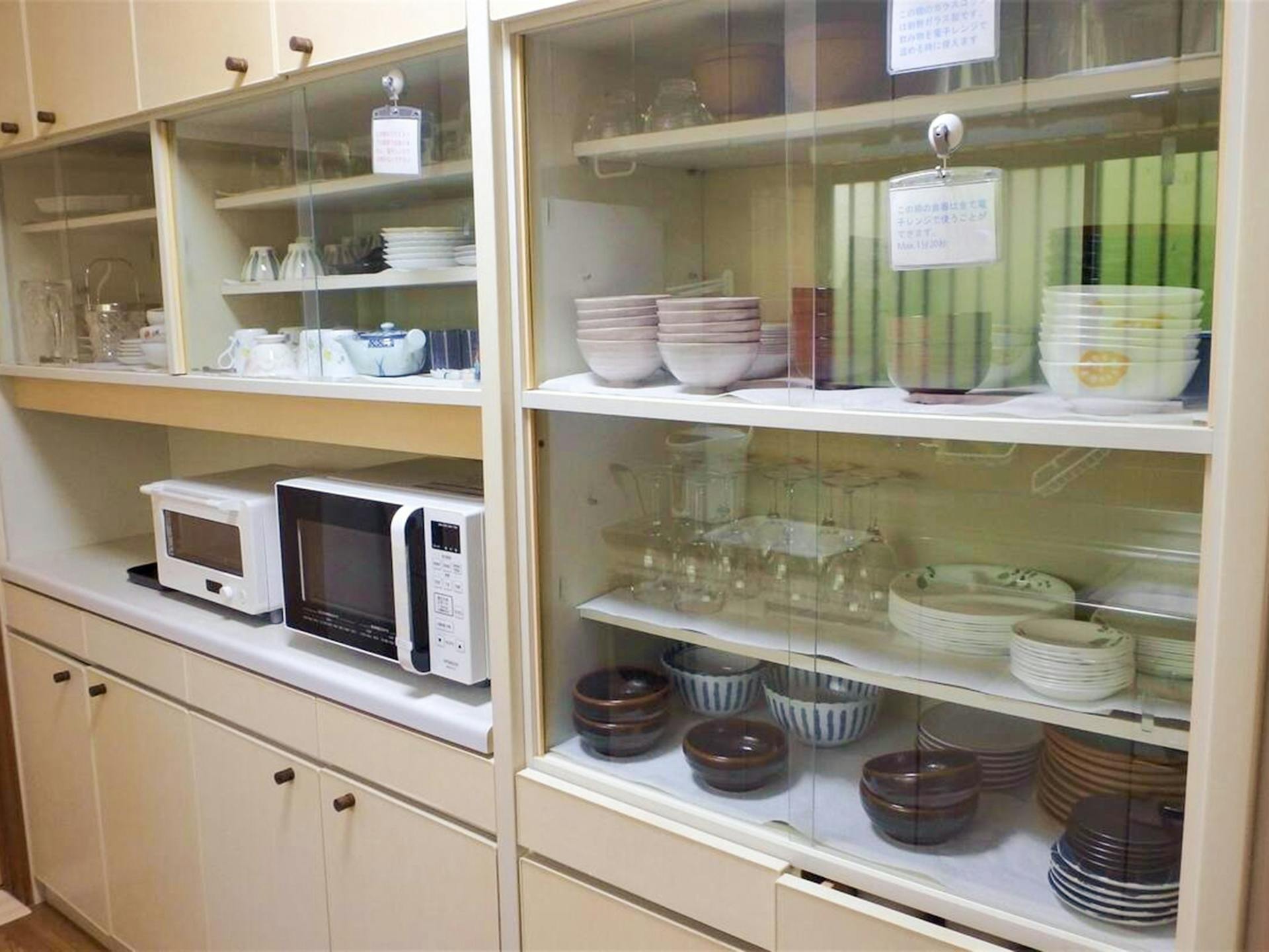 ・食器、コップは十分にあるので安心です