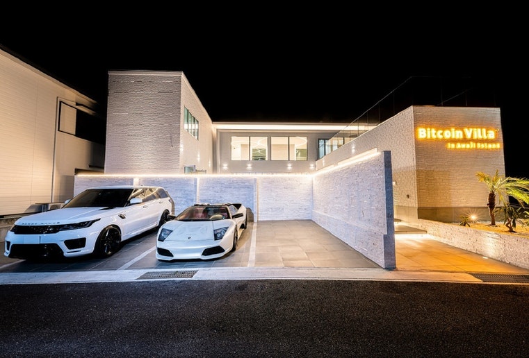 外観・駐車場