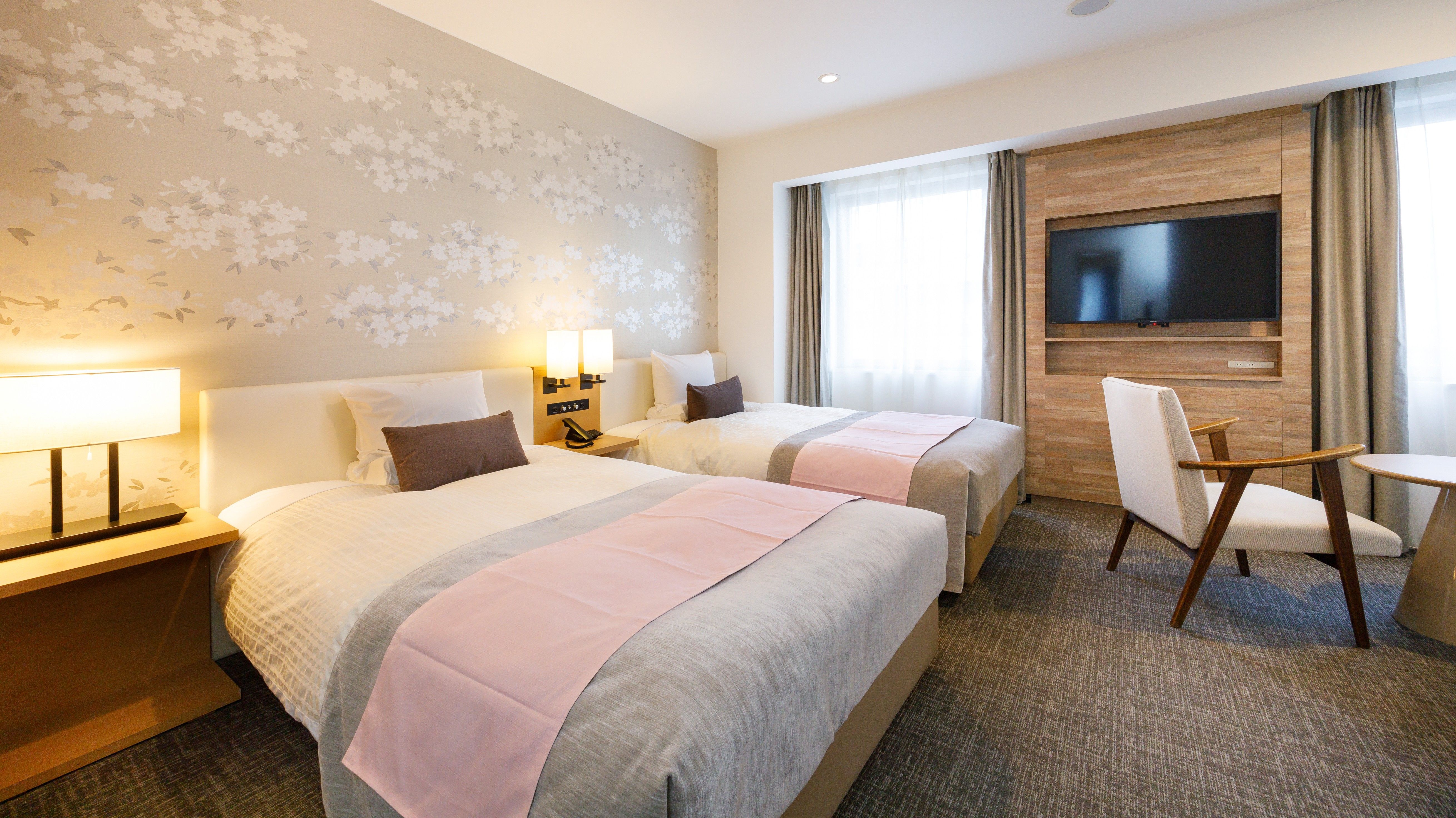 【コンセプトルーム 北上ウッド】30平米　ベッド：幅120cm&times;長さ195cm 2台