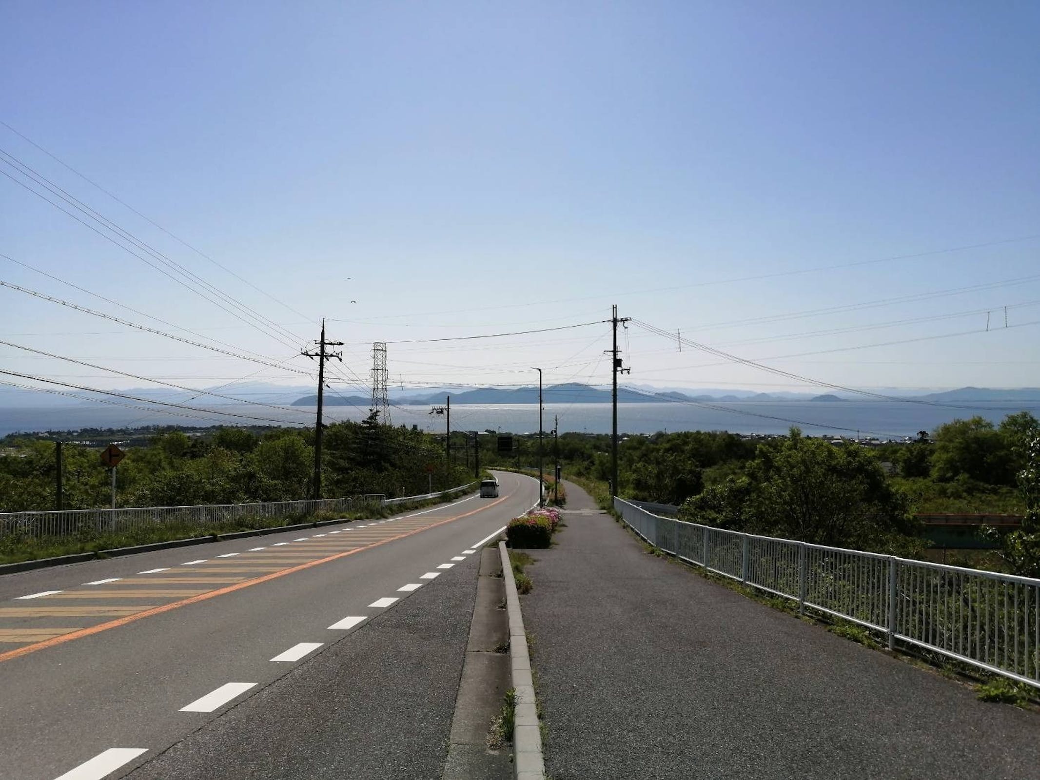 湖西道路比良ランプから車で2分です