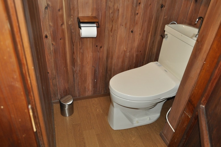 トイレ Toilet